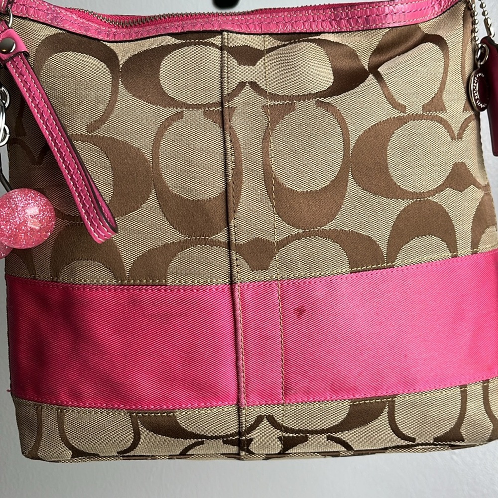 Coach Tan and Pink Signature Shoulder Bag - Picture 3 of 15